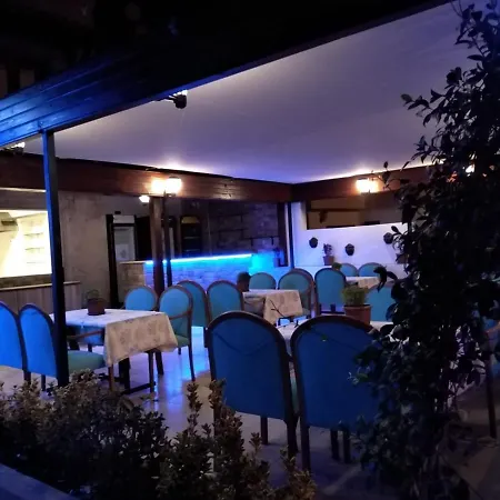Hotel Plaj *